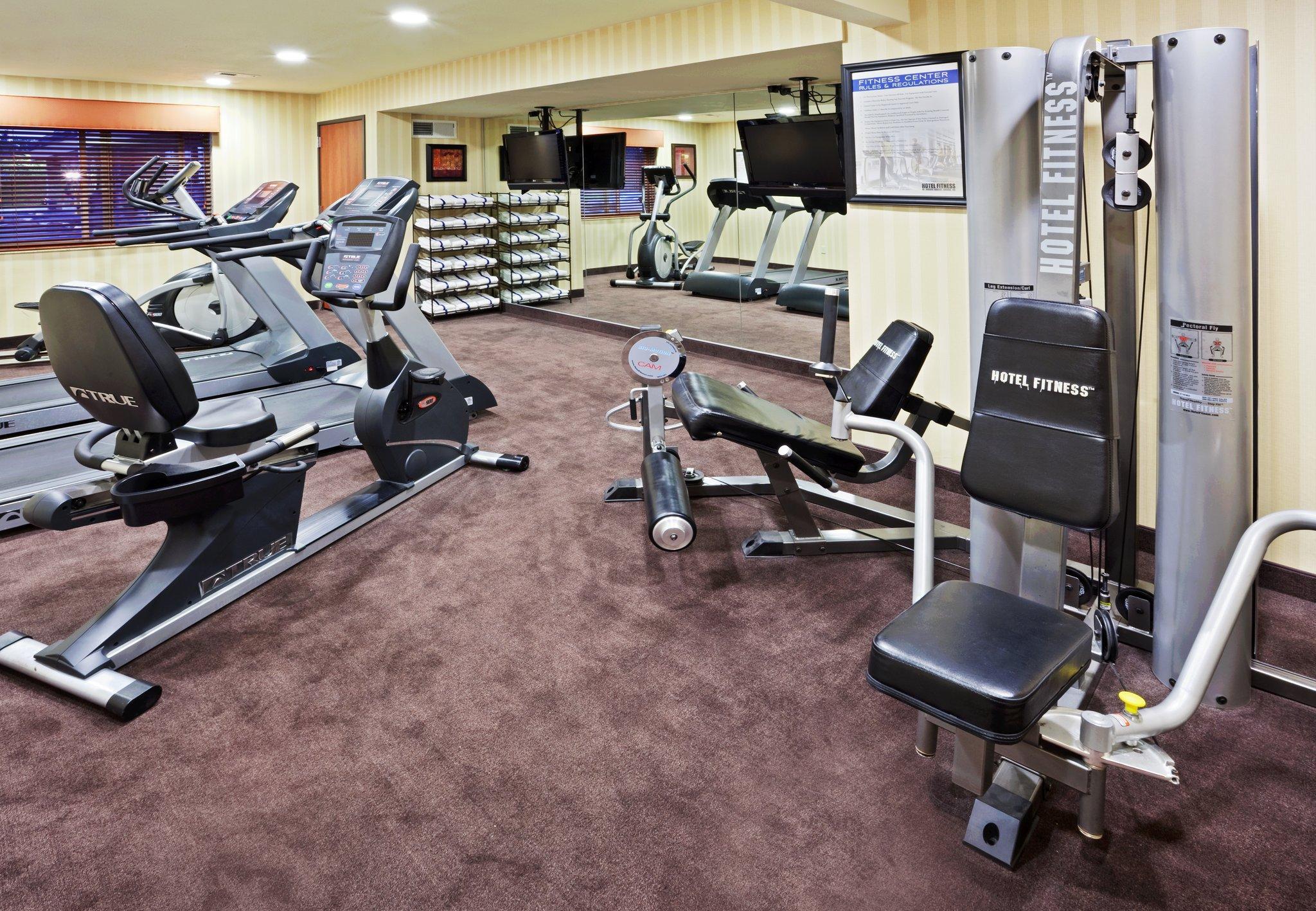 Hampton Inn & Suites タイガード エクステリア 写真