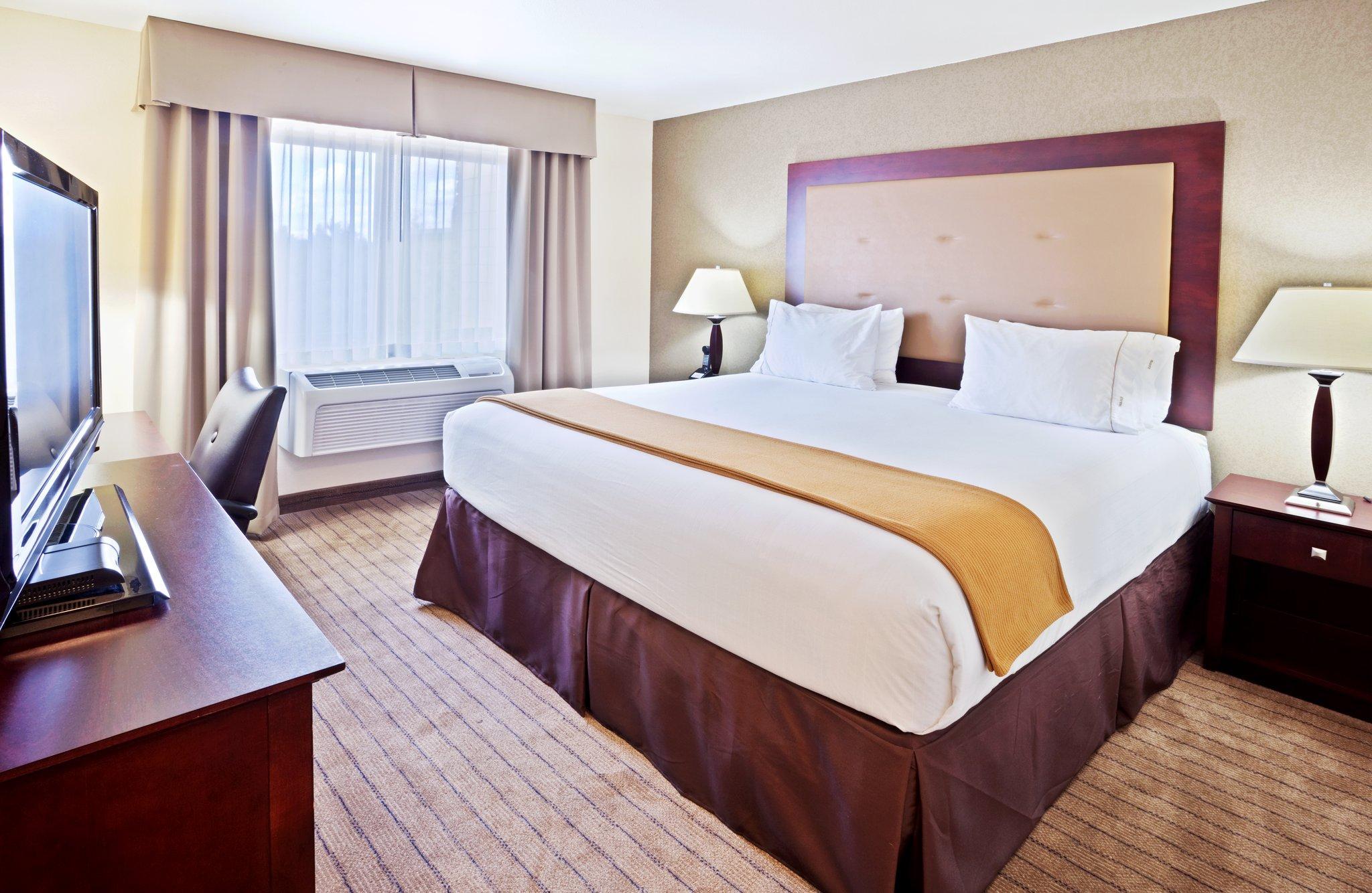 Hampton Inn & Suites タイガード エクステリア 写真