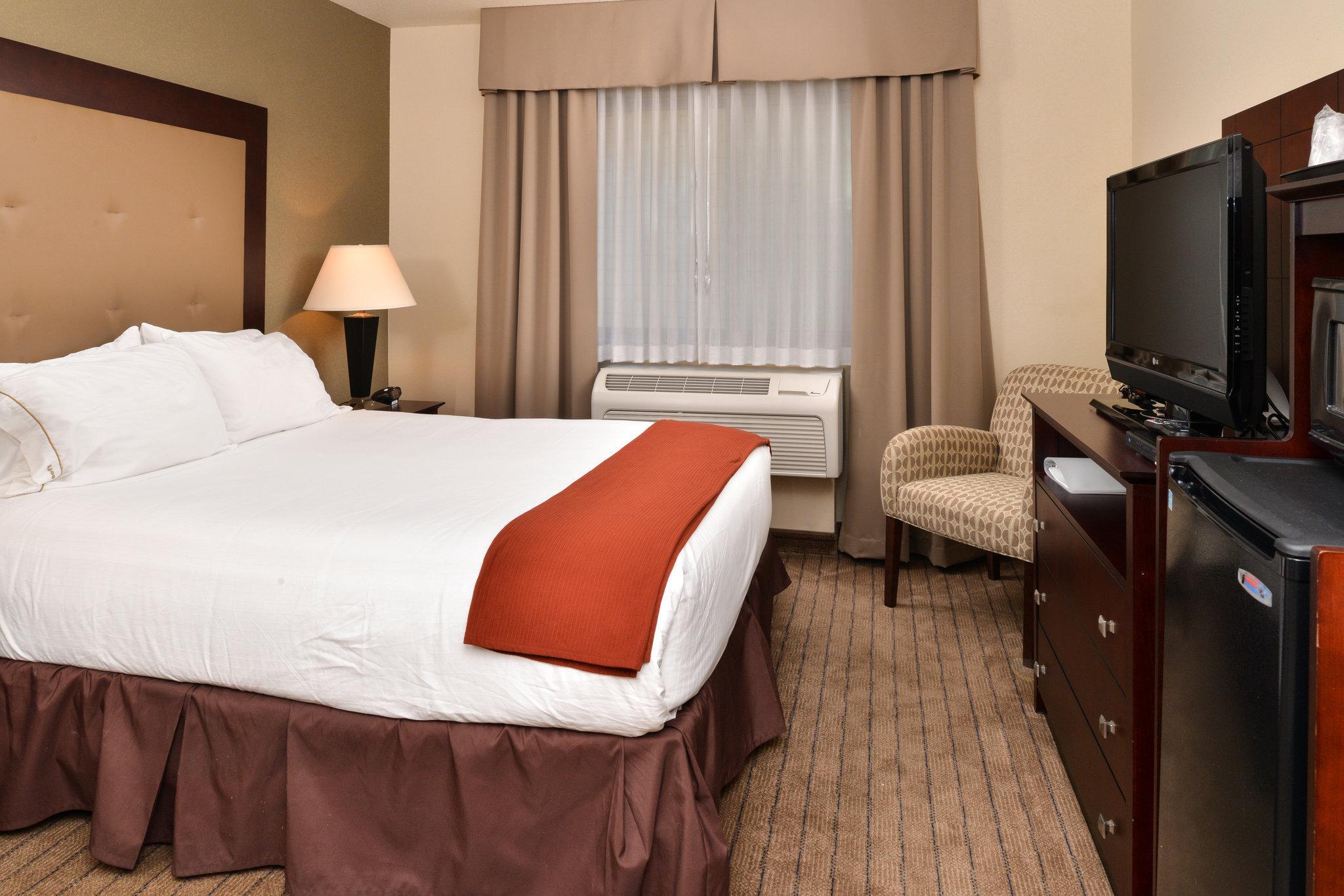 Hampton Inn & Suites タイガード エクステリア 写真