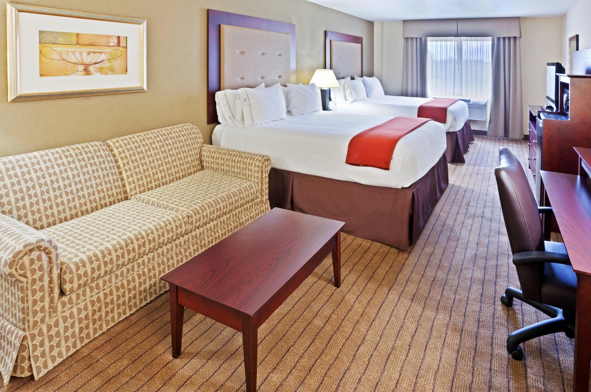 Hampton Inn & Suites タイガード エクステリア 写真