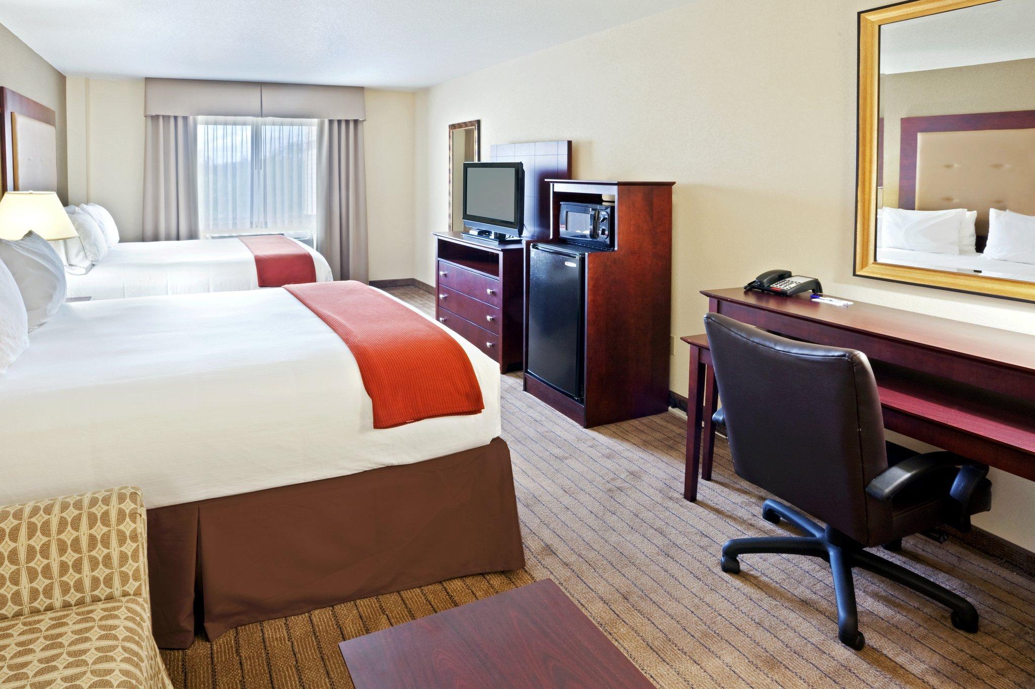 Hampton Inn & Suites タイガード エクステリア 写真