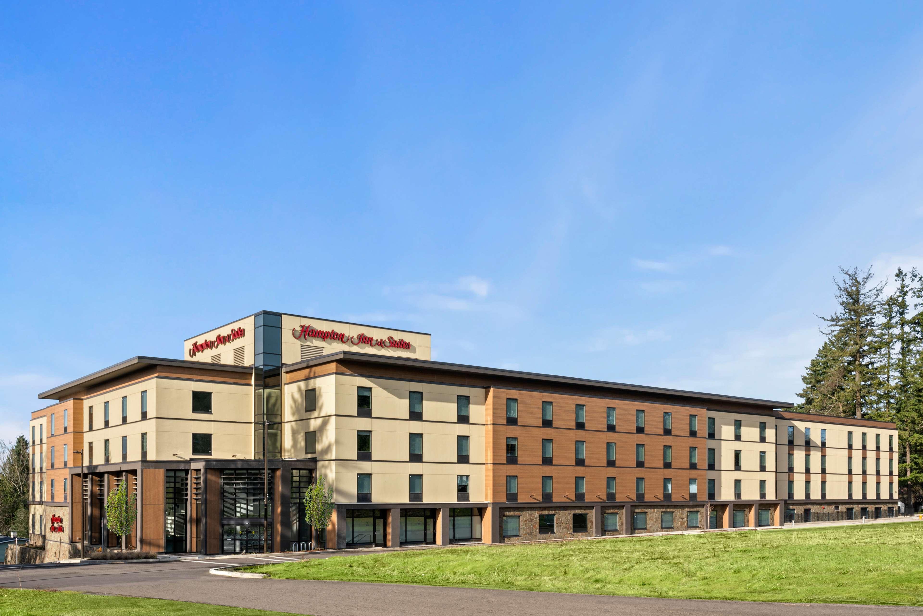Hampton Inn & Suites タイガード エクステリア 写真