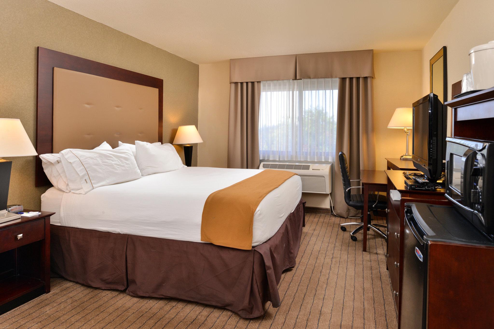 Hampton Inn & Suites タイガード エクステリア 写真