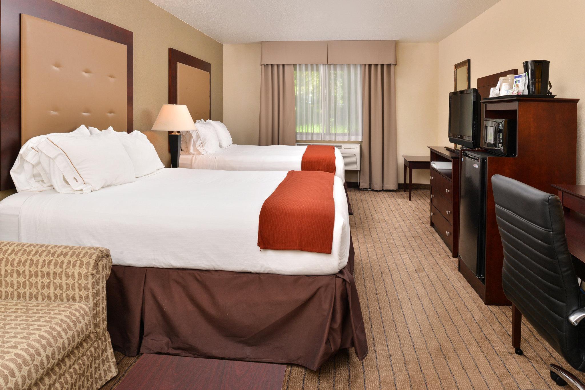 Hampton Inn & Suites タイガード エクステリア 写真