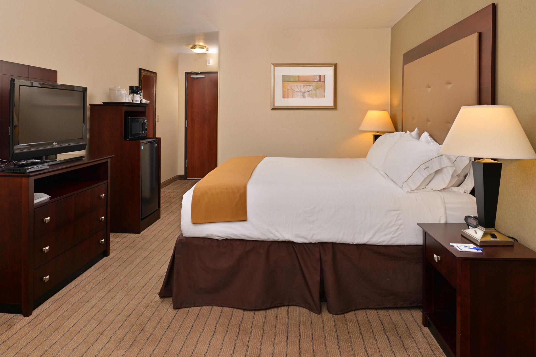 Hampton Inn & Suites タイガード エクステリア 写真