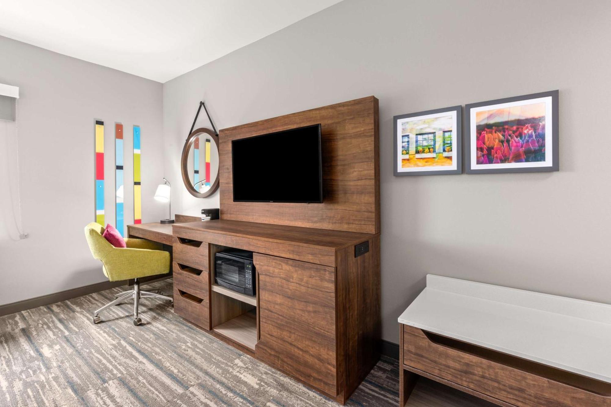 Hampton Inn & Suites タイガード エクステリア 写真